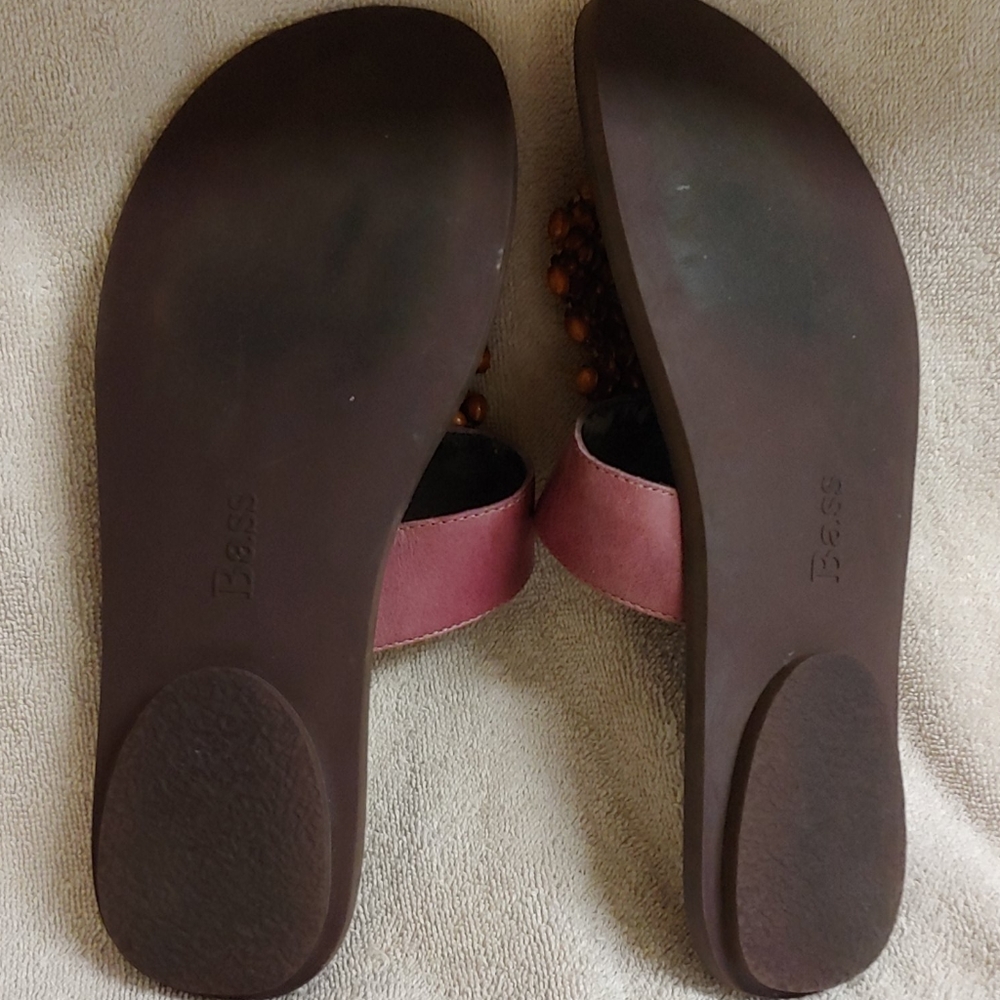 Bass sandals wm. sz.8 - Picture 5 of 9